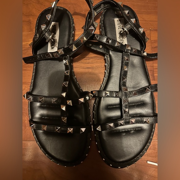 Rockstuds - Picture 1 of 2